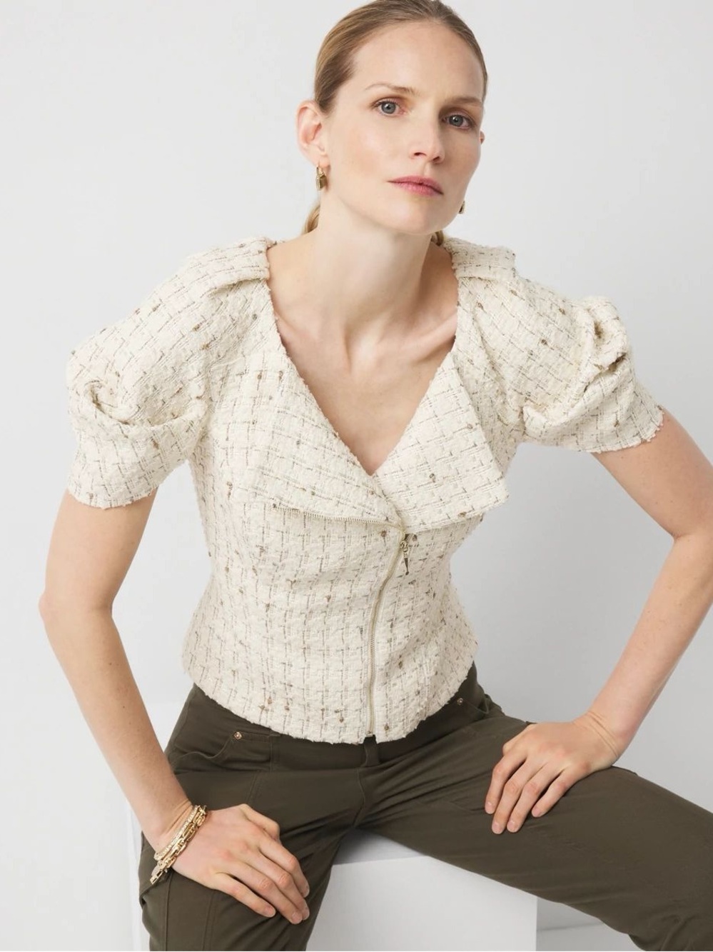 NWOT White House Black Market Cream Tweed Puff Sleeve Top - Picture 2 of 7
